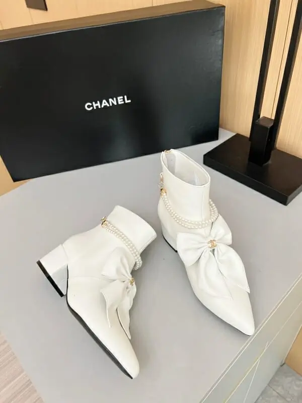 chanel bottes pour femme s_12367413